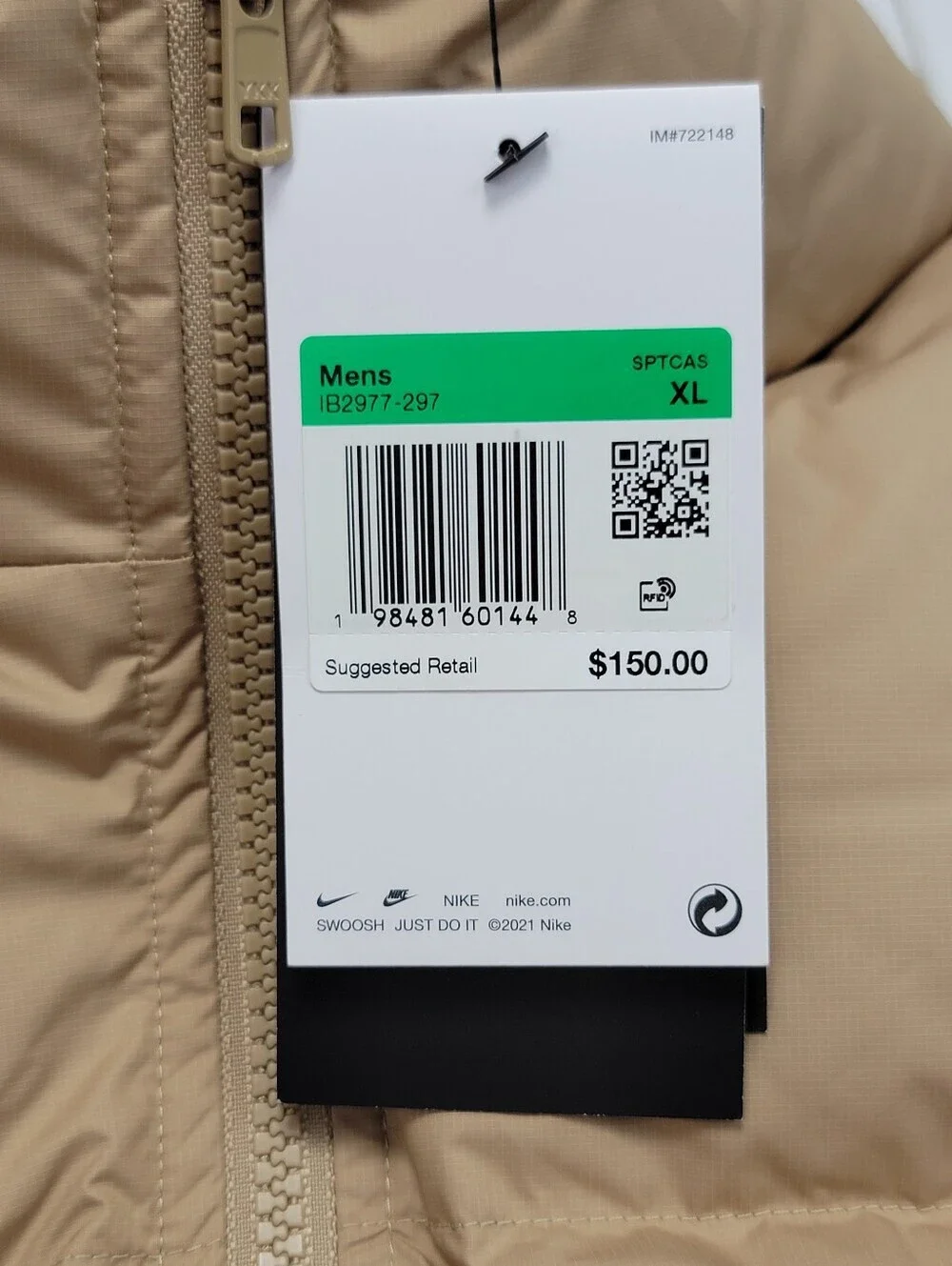 Nike sportswear club